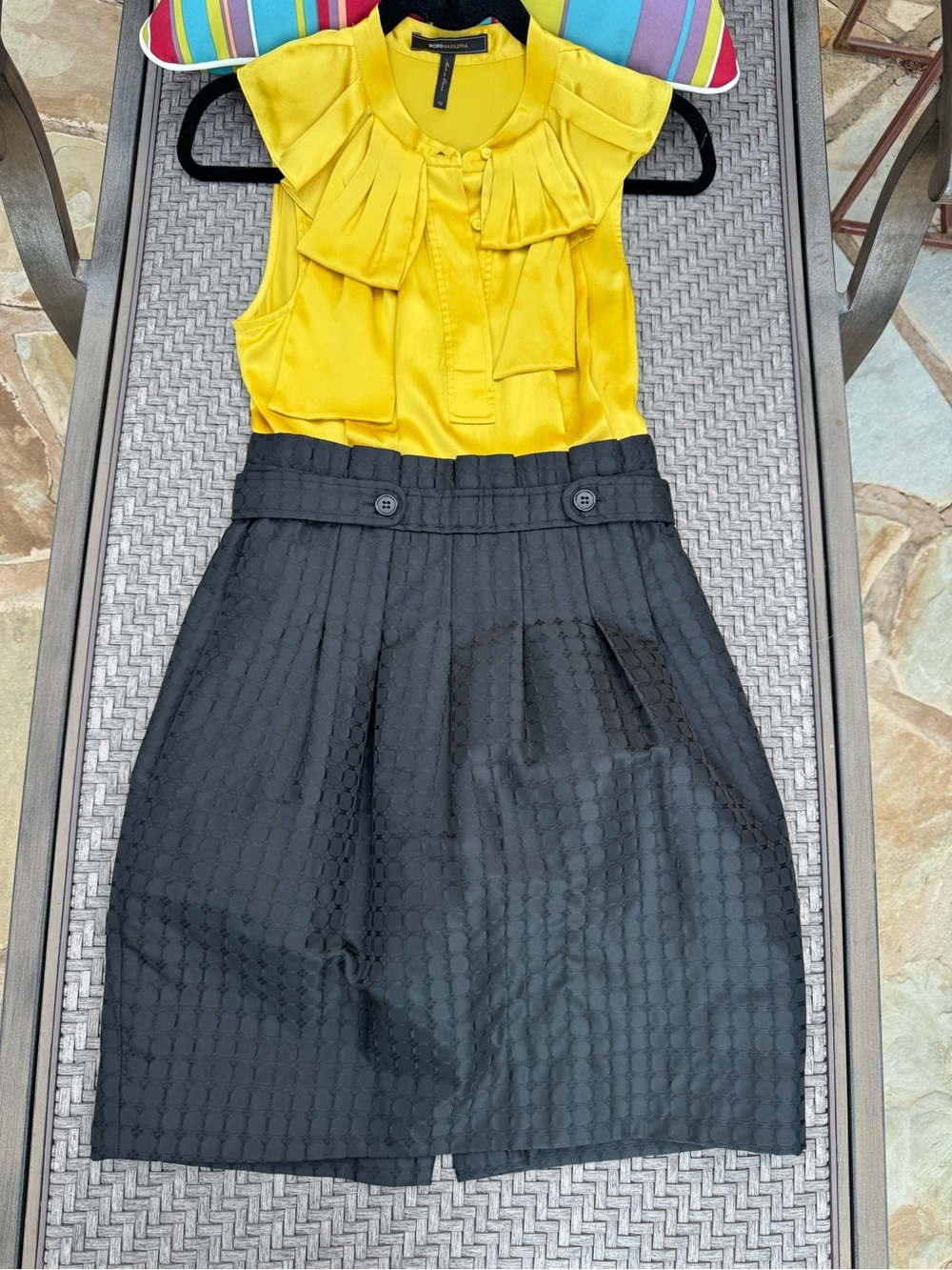 Bcbgmaxazria silk dress sz 02
